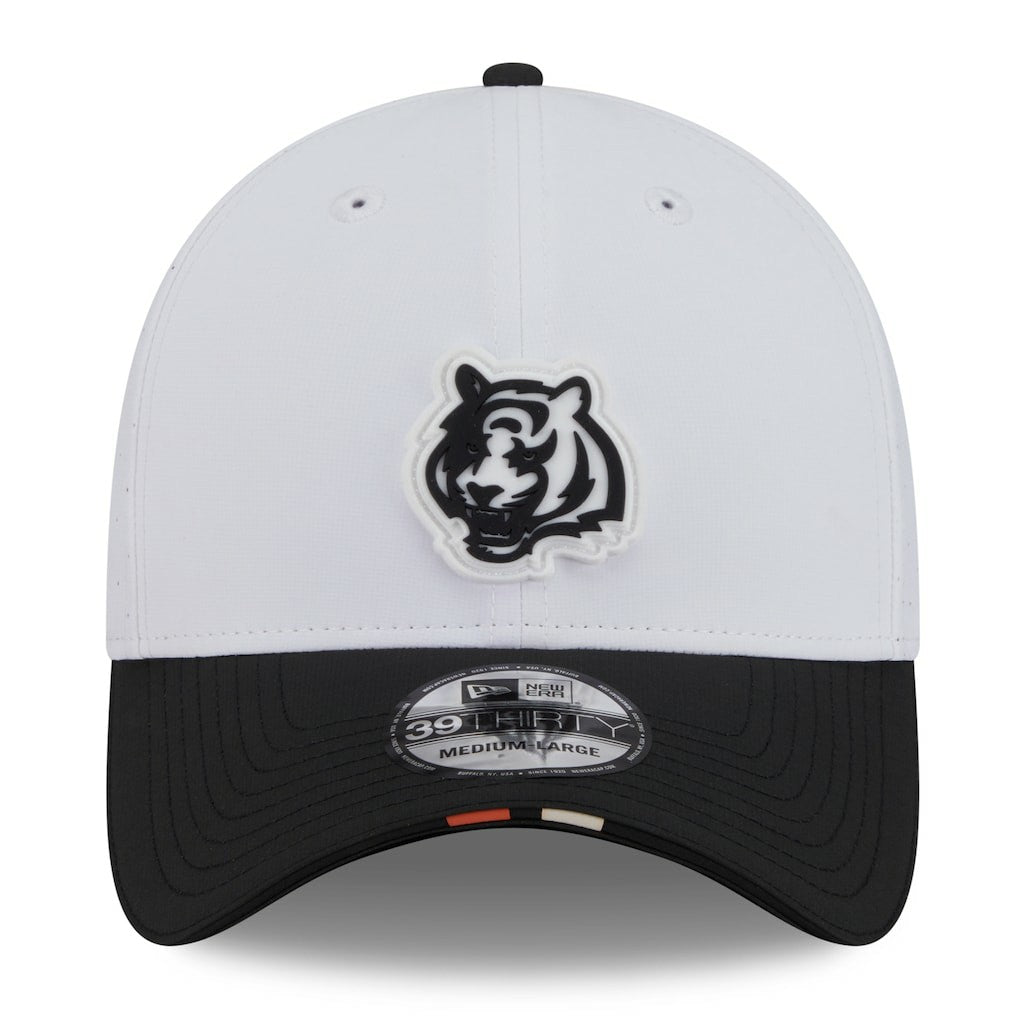 Cincinnati Bengals New Era 2025 NFL Training Camp 39THIRTY Flex Hat White/Black | NFL