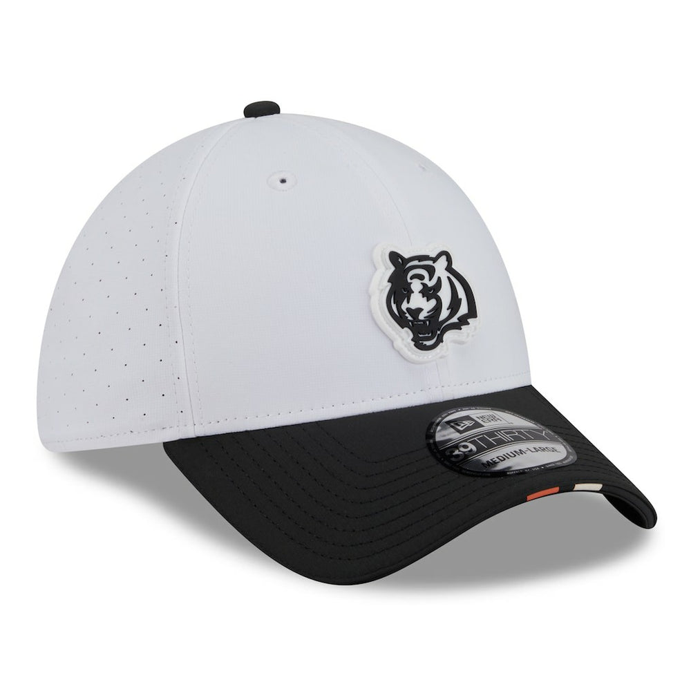 Cincinnati Bengals New Era 2025 NFL Training Camp 39THIRTY Flex Hat White/Black | NFL
