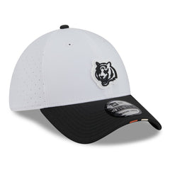 Cincinnati Bengals New Era 2025 NFL Training Camp 39THIRTY Flex Hat White/Black | NFL