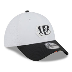 Cincinnati Bengals New Era 2025 NFL Training Camp 39THIRTY Flex Hat White/Black | NFL