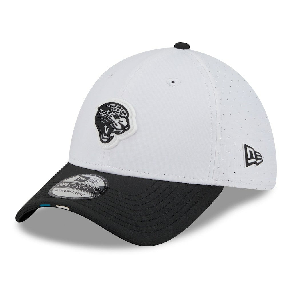 Jacksonville Jaguars New Era 2025 NFL Training Camp Throwback Logo 39THIRTY Flex Hat White/Black | NFL