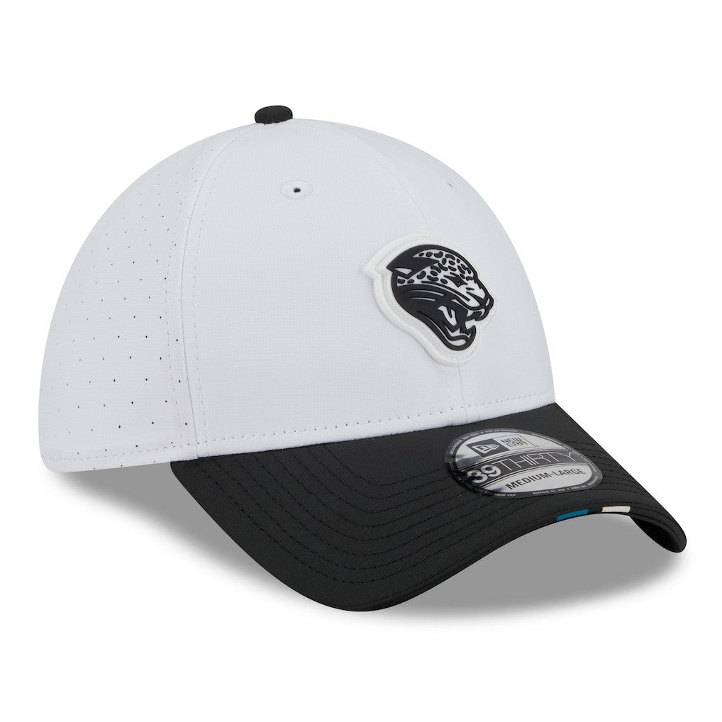 Jacksonville Jaguars New Era 2025 NFL Training Camp Throwback Logo 39THIRTY Flex Hat White/Black | NFL