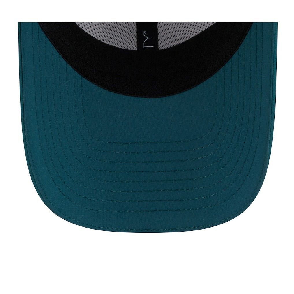 Philadelphia Eagles New Era 2025 NFL Training Camp 39THIRTY Flex Hat White/Midnight Green | NFL