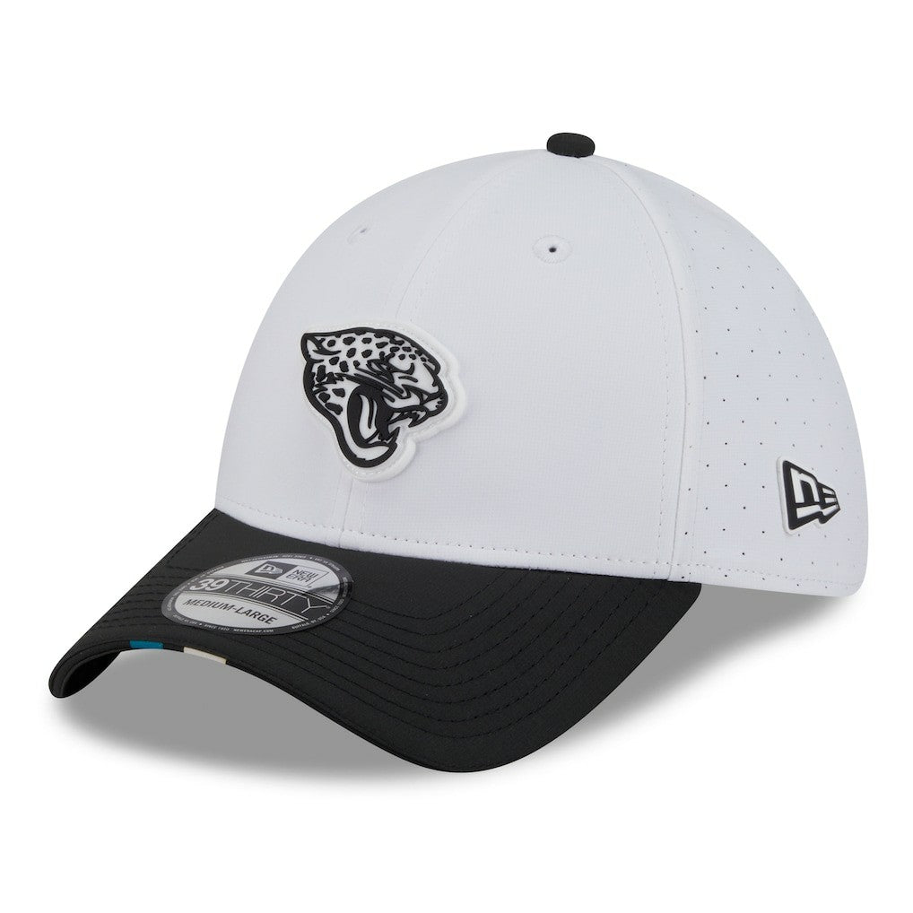Jacksonville Jaguars New Era 2025 NFL Training Camp 39THIRTY Flex Hat White/Black | NFL