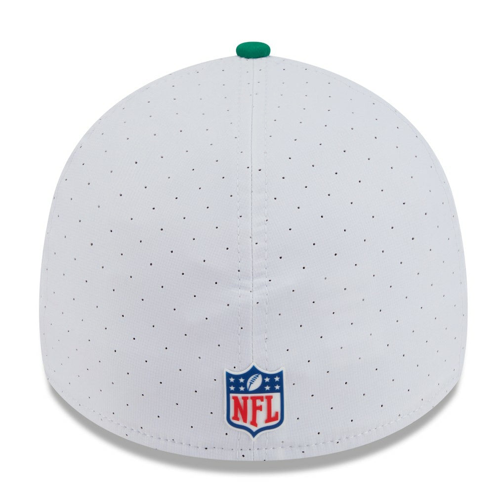 Philadelphia Eagles New Era 2025 NFL Training Camp Throwback Logo 39THIRTY Flex Hat White/Kelly Green | NFL
