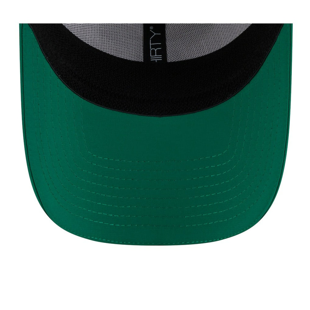 Philadelphia Eagles New Era 2025 NFL Training Camp Throwback Logo 39THIRTY Flex Hat White/Kelly Green | NFL