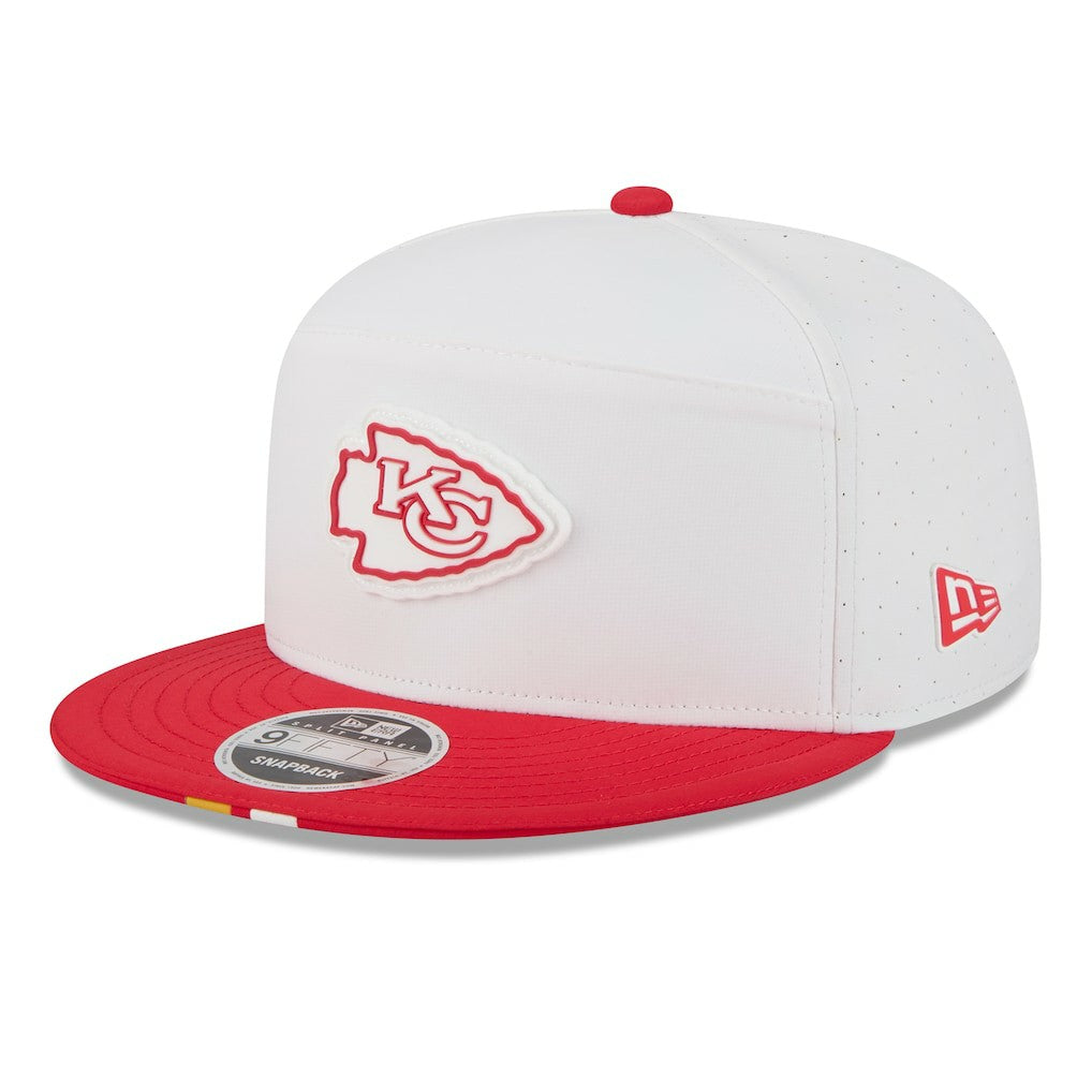 Kansas City Chiefs New Era 2025 NFL Training Camp Split Panel 9FIFTY Snapback Hat White/Red | NFL