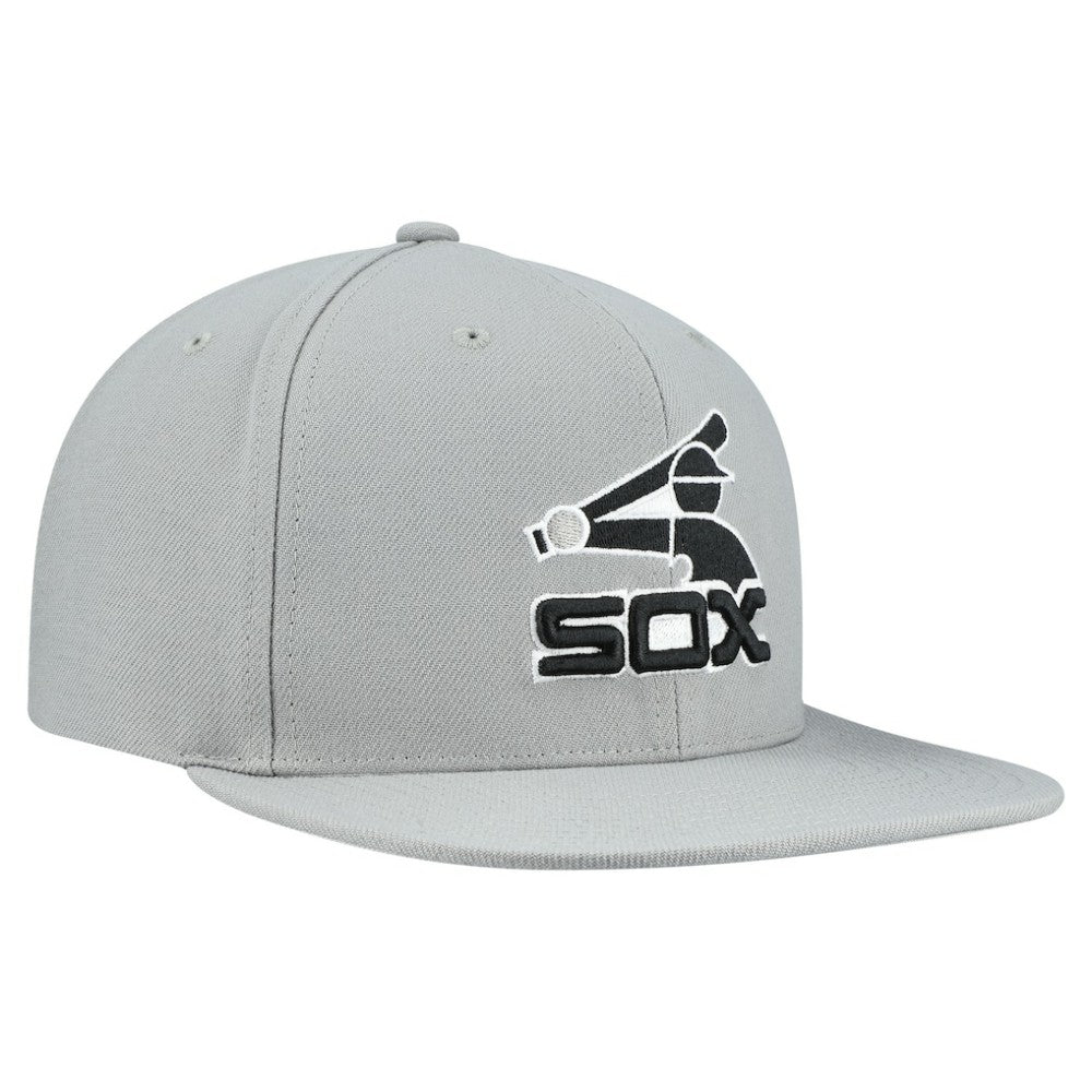 Chicago White Sox Mitchell & Ness Cooperstown Collection Basic Flip Snapback Hat - MLB