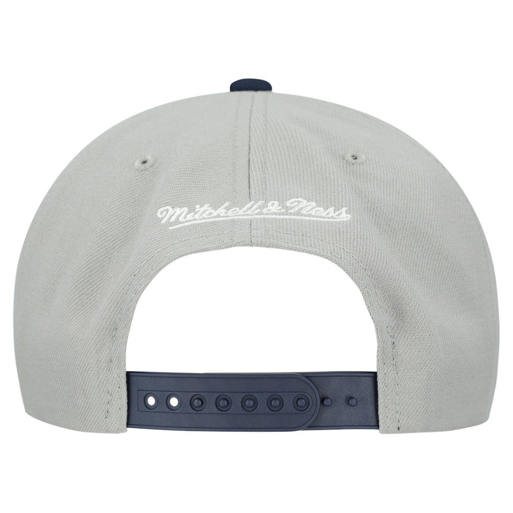 Atlanta Braves Mitchell & Ness Basic Flip Snapback Hat - MLB