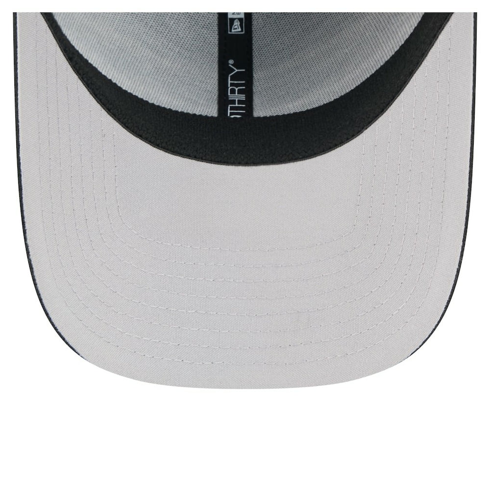 Las Vegas Raiders New Era Stripes 39THIRTY Flex Hat Black | NFL