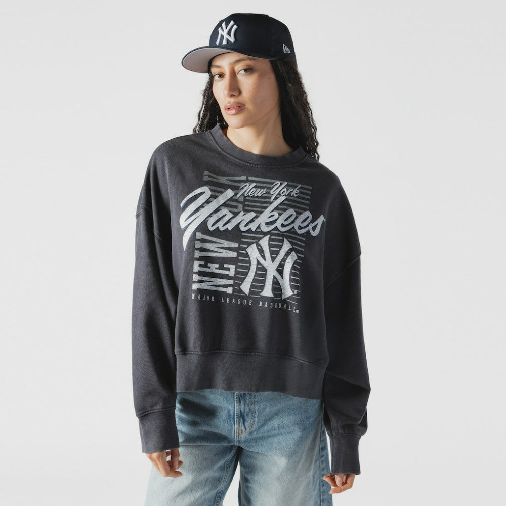 New York Yankees New Era Women's Boxy Mineral Wash Dolmen Sleeve Cropped Sweatshirt - MLB