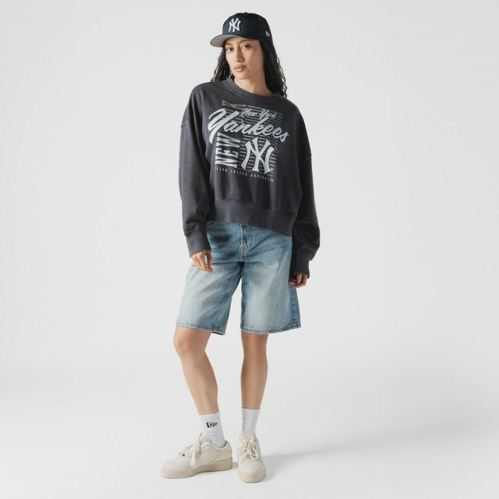 New York Yankees New Era Women's Boxy Mineral Wash Dolmen Sleeve Cropped Sweatshirt - MLB
