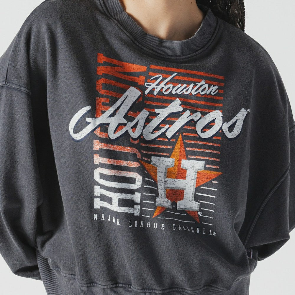 Houston Astros New Era Women's Boxy Mineral Wash Dolmen Sleeve Cropped Sweatshirt - MLB
