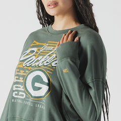 Green Bay Packers New Era Women's Oversized Throwback Mineral Wash Crew Neck Sweatshirt Green | NFL