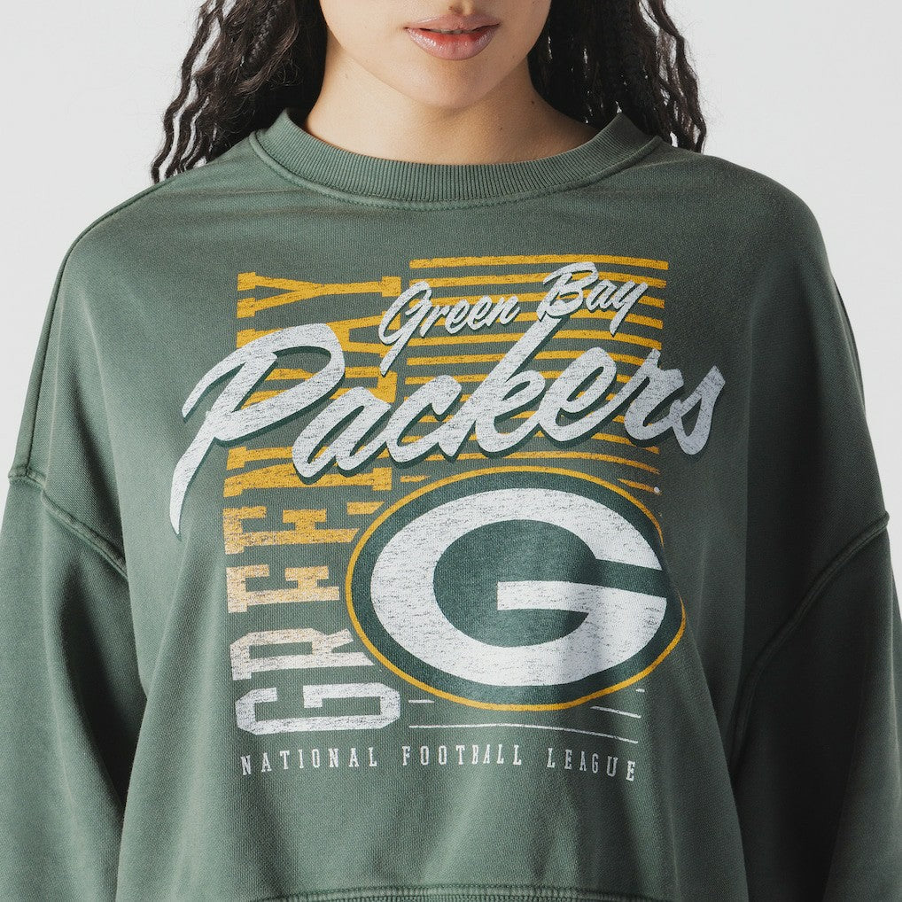 Green Bay Packers New Era Women's Oversized Throwback Mineral Wash Crew Neck Sweatshirt Green | NFL