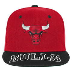 Chicago Bulls Outerstuff Youth Two-Tone Snapback Hat Red/Black - NBA