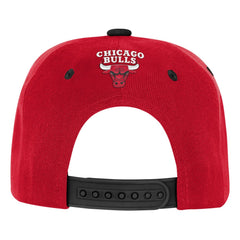 Chicago Bulls Outerstuff Youth Two-Tone Snapback Hat Red/Black - NBA