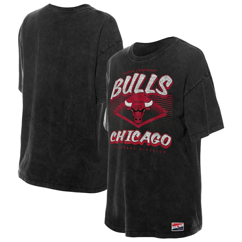 Chicago Bulls Women's Throwback Mineral Wash Oversized T-Shirt Black - NBA