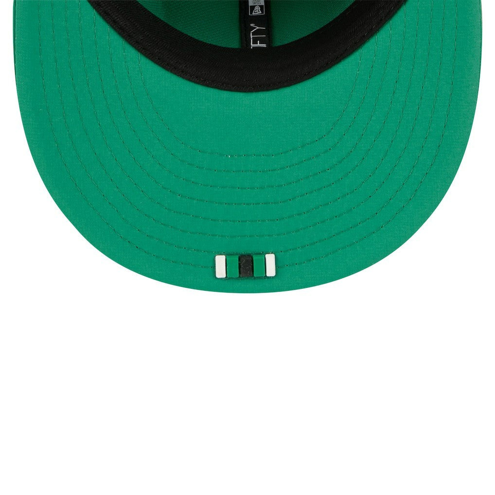 Philadelphia Eagles New Era 2025 Sideline Throwback 59FIFTY Fitted Hat Kelly Green | NFL