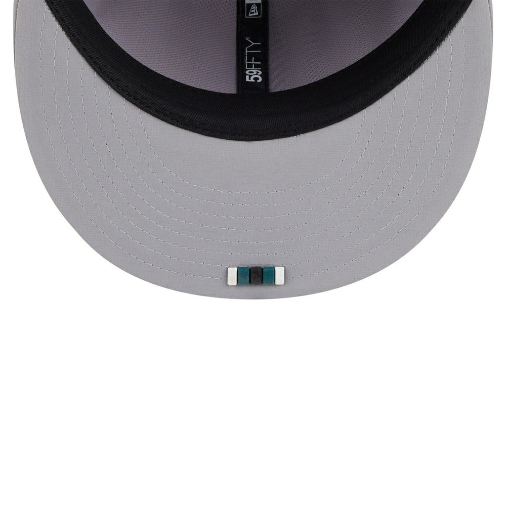 Philadelphia Eagles New Era 2025 Sideline 59FIFTY Fitted Hat Gray | NFL