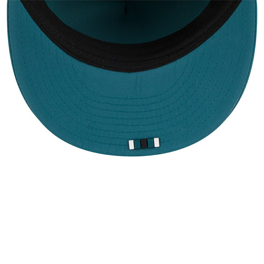 Philadelphia Eagles New Era 2025 Sideline Retro Crown 59FIFTY Fitted Hat Midnight Green | NFL
