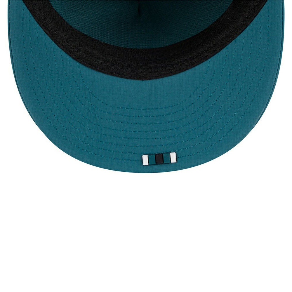 Philadelphia Eagles New Era 2025 Sideline Retro Crown 59FIFTY Fitted Hat Midnight Green | NFL