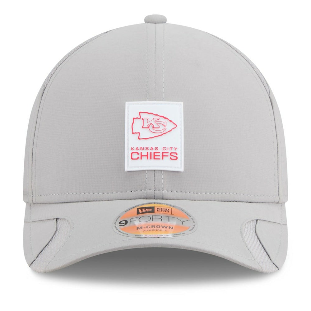Kansas City Chiefs New Era 2025 Sideline M-Crown 9FORTY Adjustable Hat Gray | NFL