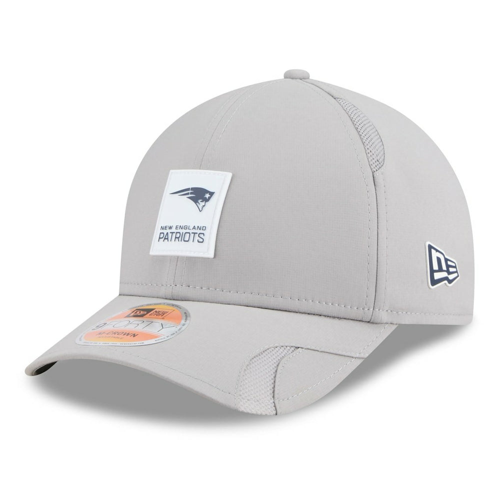 New England Patriots New Era 2025 Sideline M-Crown 9FORTY Adjustable Hat Gray | NFL