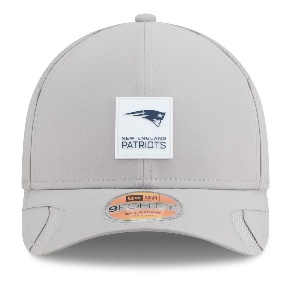 New England Patriots New Era 2025 Sideline M-Crown 9FORTY Adjustable Hat Gray | NFL