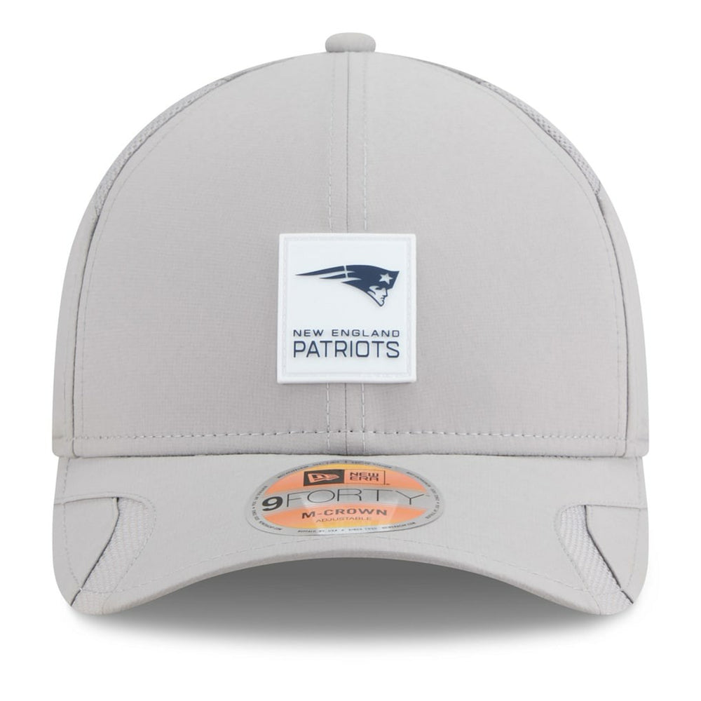 New England Patriots New Era 2025 Sideline M-Crown 9FORTY Adjustable Hat Gray | NFL