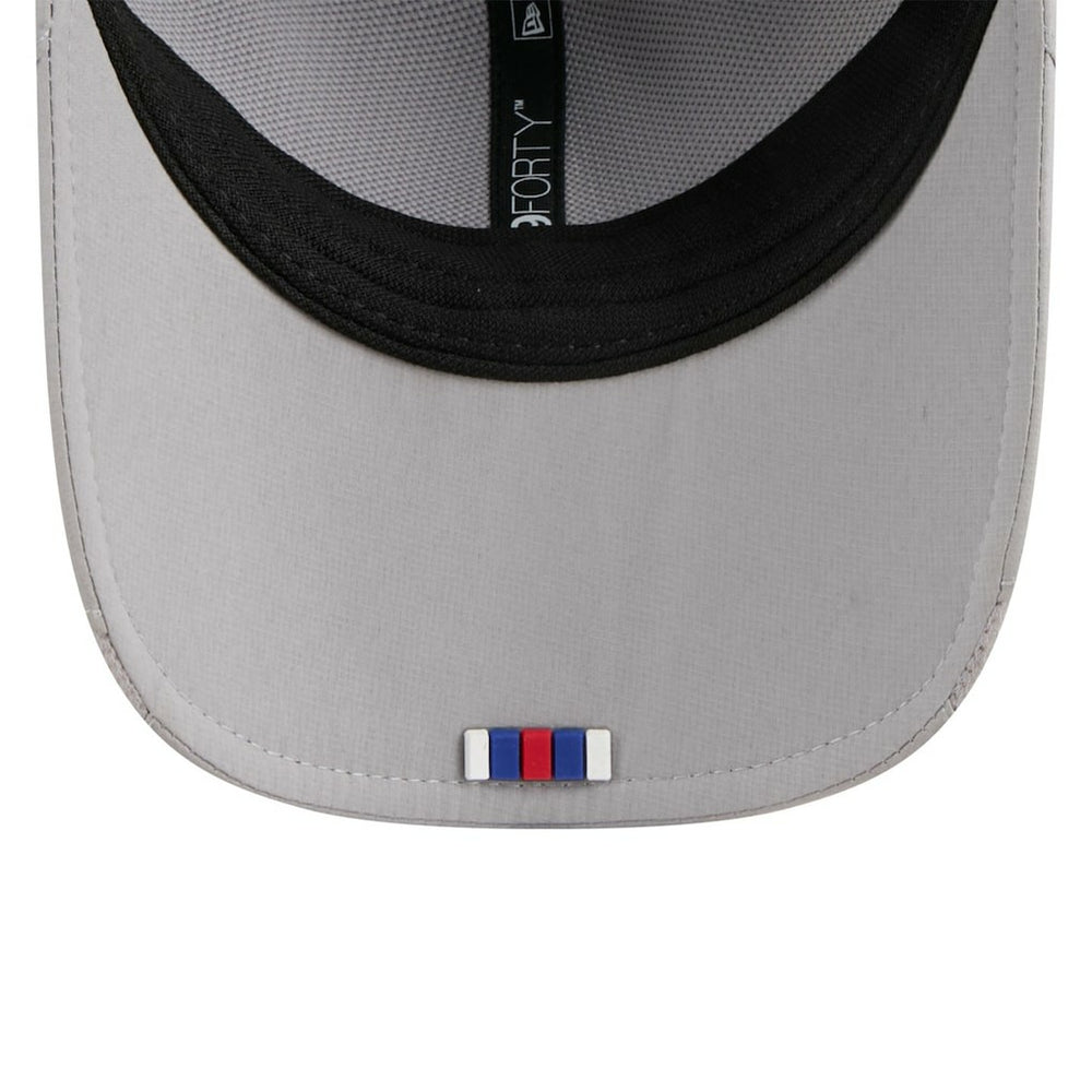 New York Giants New Era 2025 Sideline M-Crown 9FORTY Adjustable Hat Gray | NFL