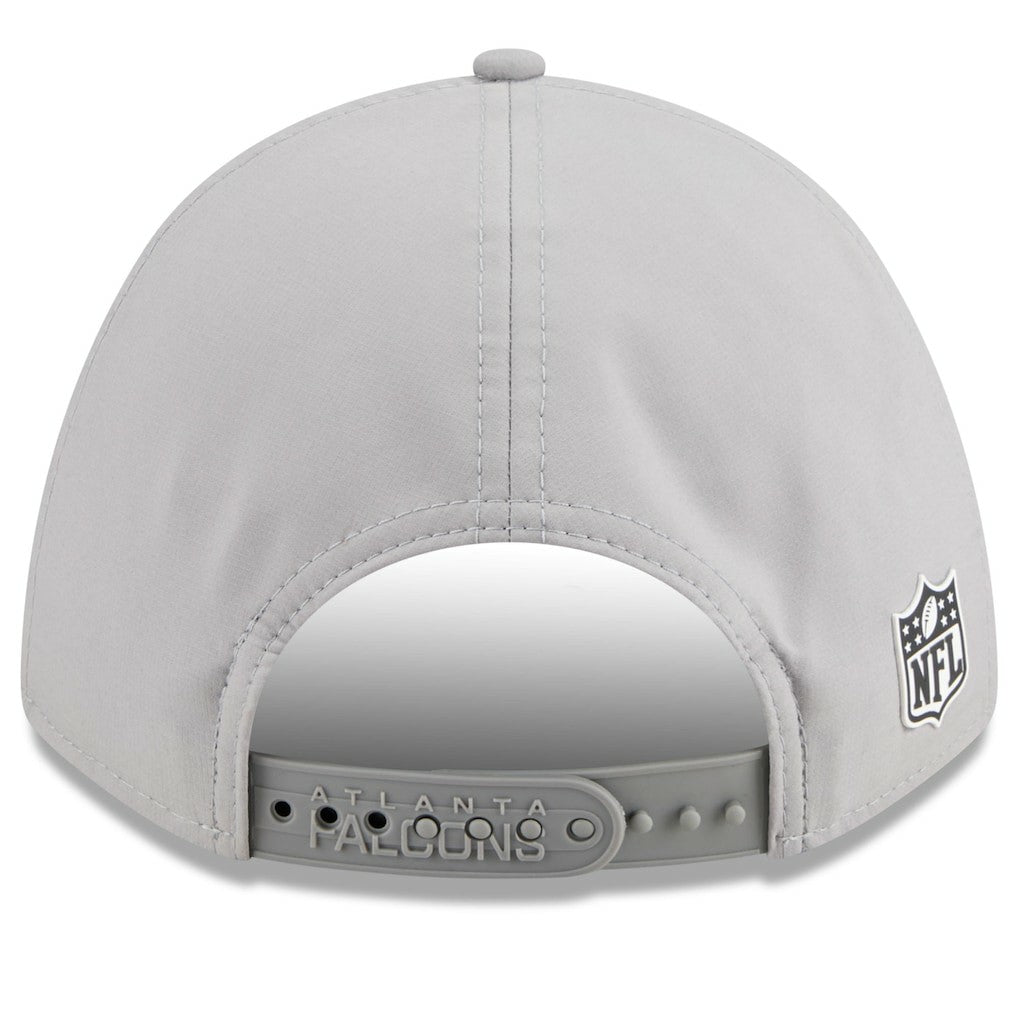 Atlanta Falcons New Era 2025 Sideline M-Crown 9FORTY Adjustable Hat Gray | NFL