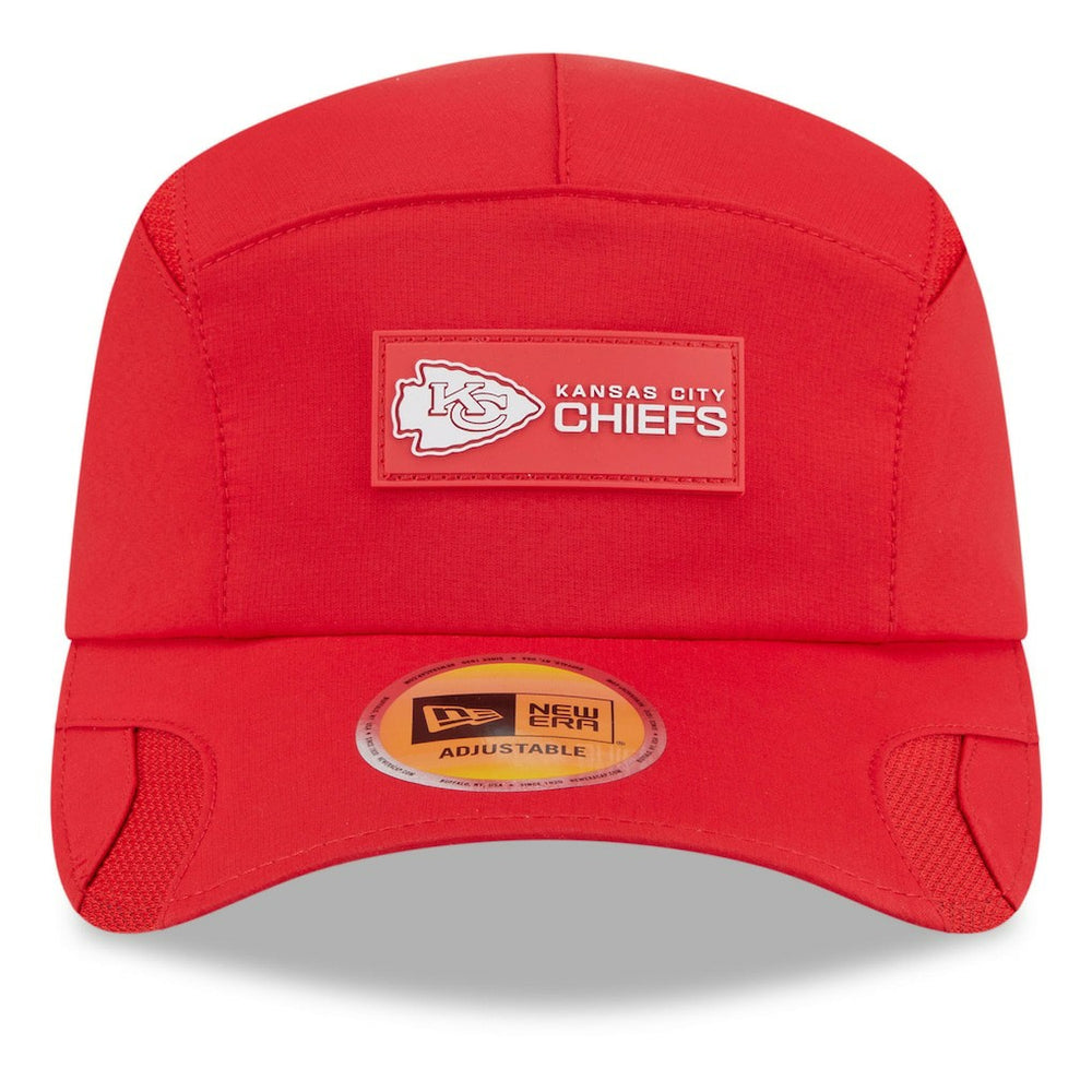 Kansas City Chiefs New Era 2025 Sideline Runner Adjustable Hat Red | NFL