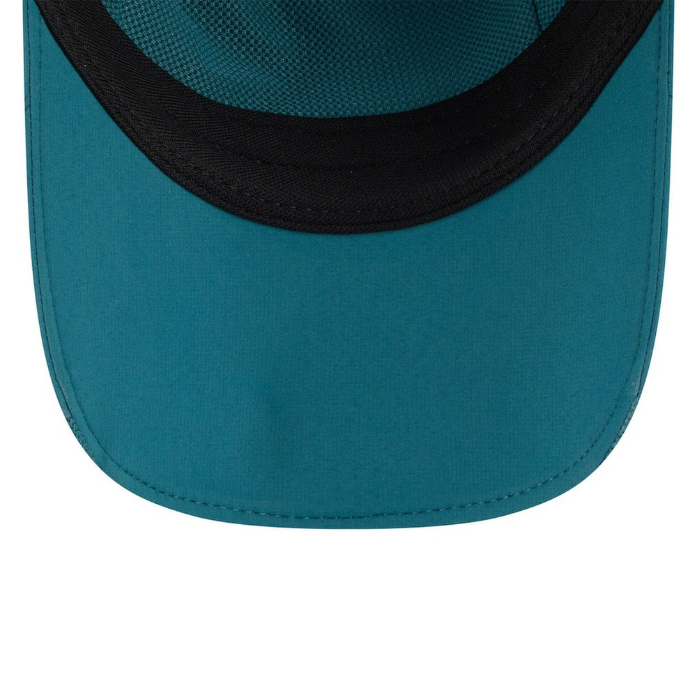 Philadelphia Eagles New Era 2025 Sideline Runner Adjustable Hat Midnight Green | NFL