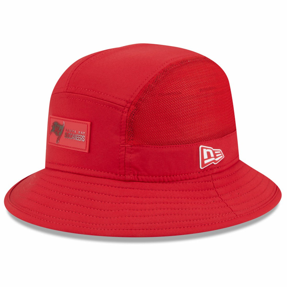 Tampa Bay Buccaneers New Era 2025 Sideline Bucket Hat Red | NFL