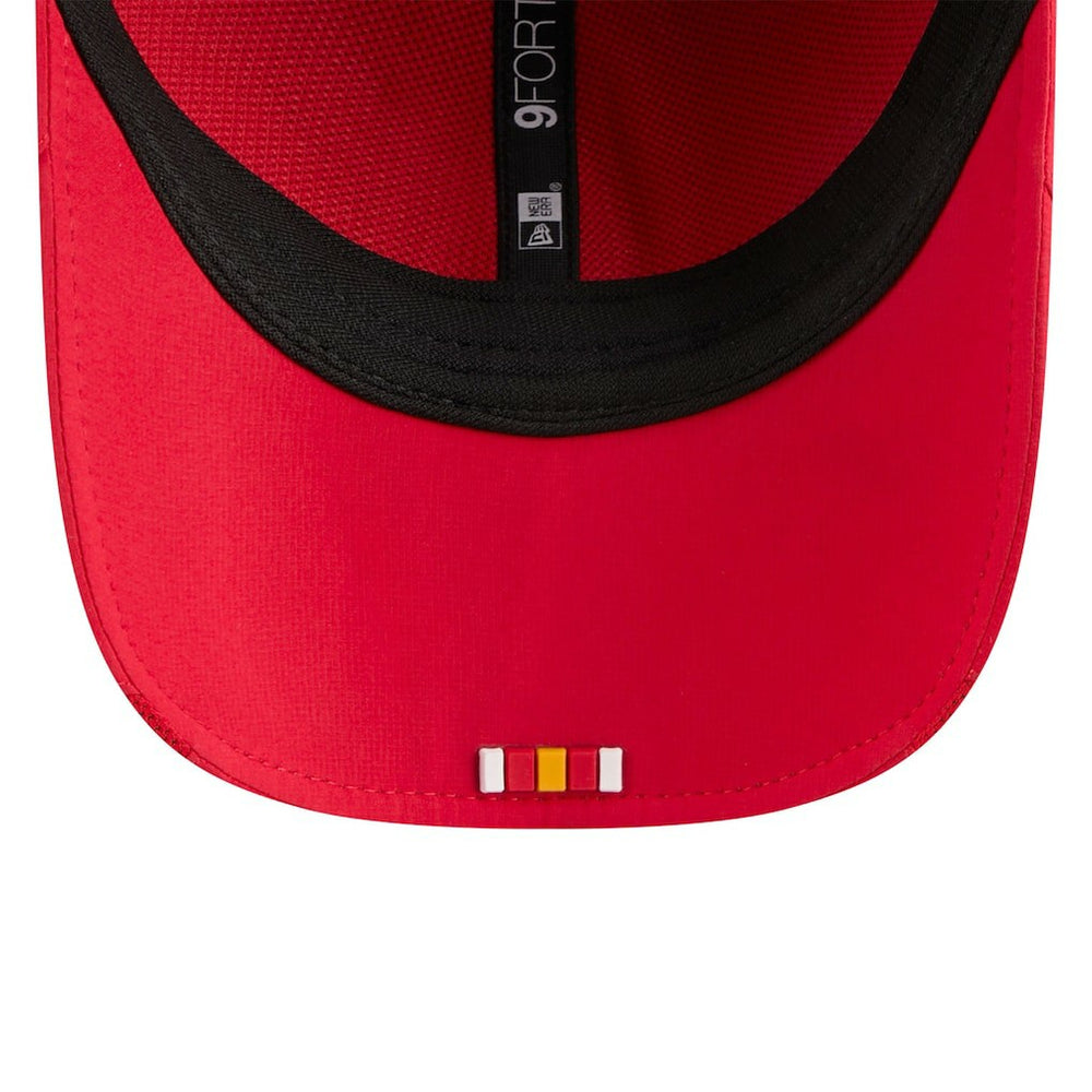 Kansas City Chiefs New Era Youth 2025 Sideline 9FORTY Adjustable Hat Red | NFL