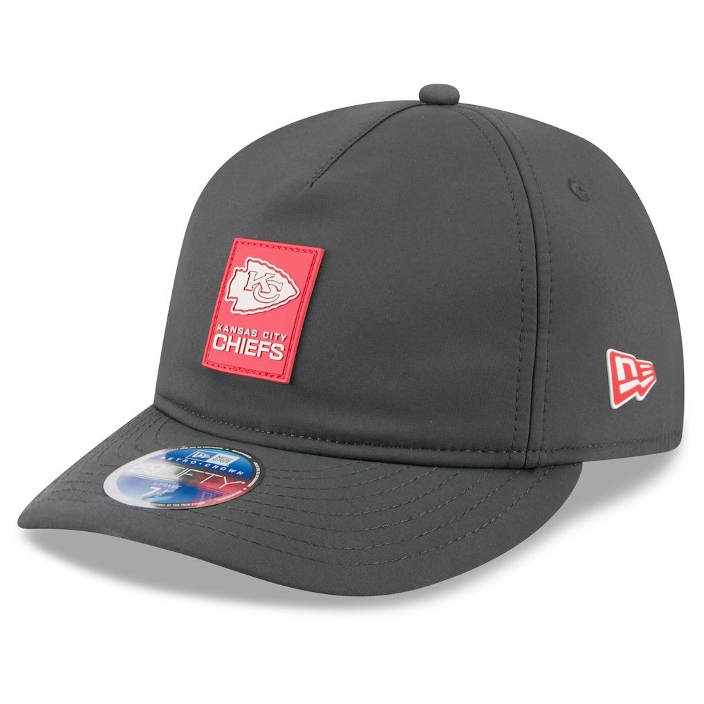 Kansas City Chiefs New Era 2025 Sideline Cold Weather Retro Crown 59FIFTY Fitted Hat Charcoal | NFL