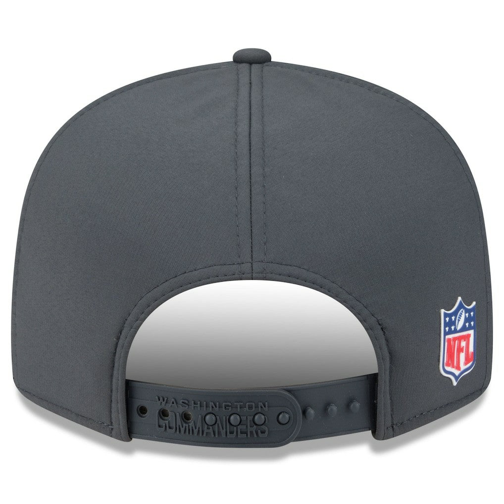 Washington Commanders New Era 2025 Sideline Cold Weather Split Panel 9FIFTY Snapback Hat Charcoal | NFL