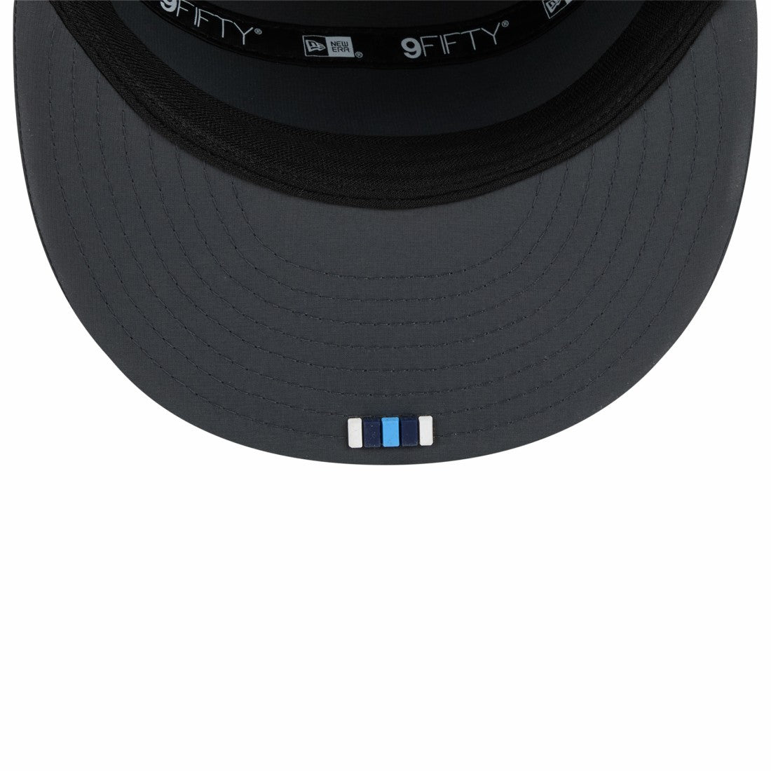 Tennessee Titans New Era 2025 Sideline Cold Weather Split Panel 9FIFTY Snapback Hat Charcoal | NFL