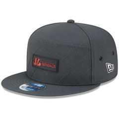 Cincinnati Bengals New Era 2025 Sideline Cold Weather Split Panel 9FIFTY Snapback Hat Charcoal | NFL
