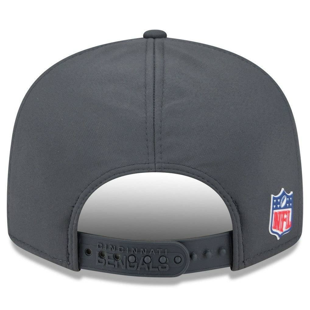 Cincinnati Bengals New Era 2025 Sideline Cold Weather Split Panel 9FIFTY Snapback Hat Charcoal | NFL