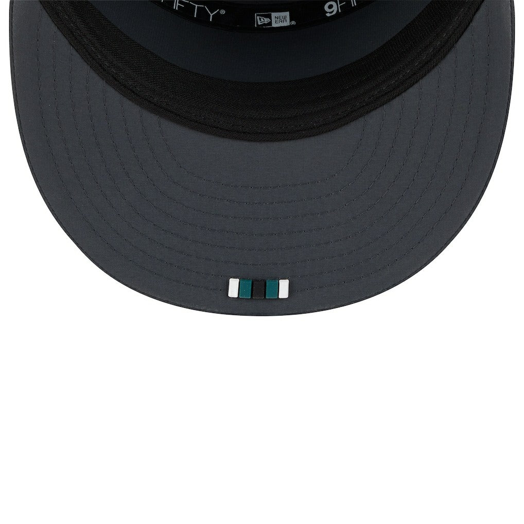 Philadelphia Eagles New Era 2025 Sideline Cold Weather Split Panel 9FIFTY Snapback Hat Charcoal | NFL