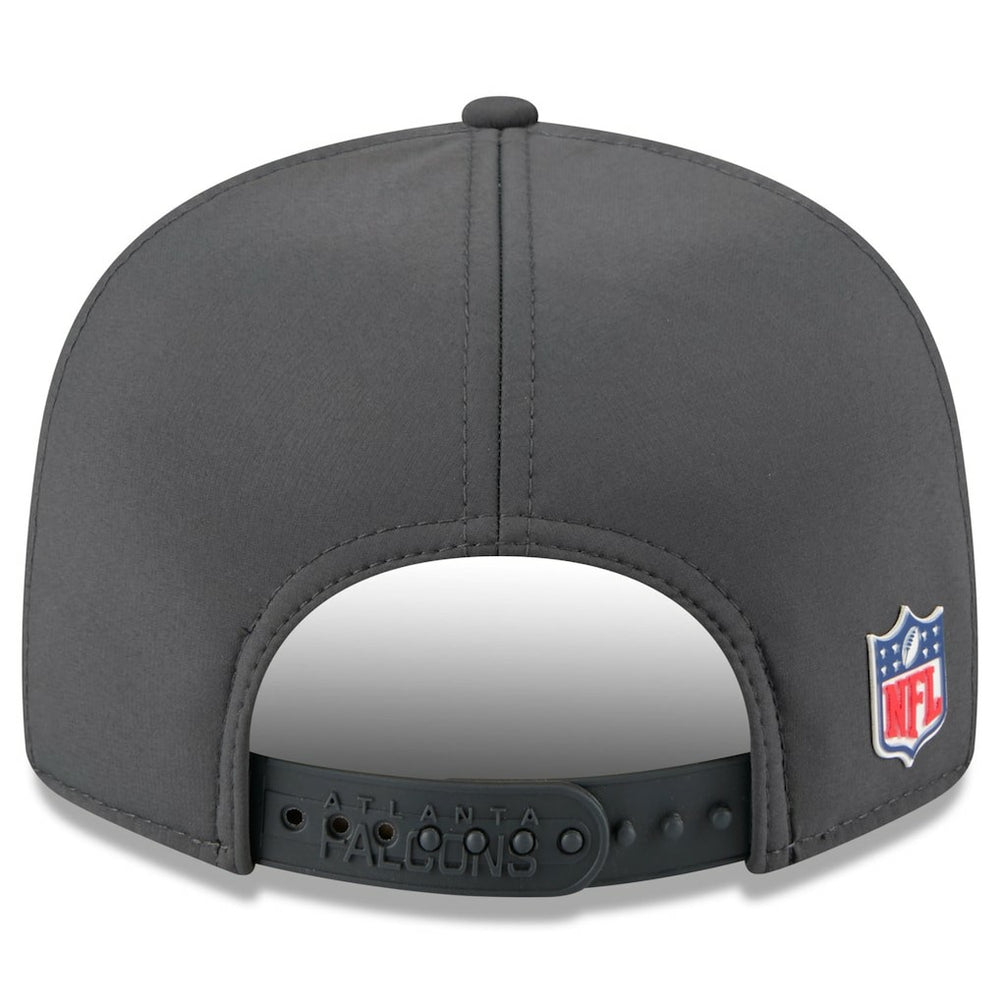 Atlanta Falcons New Era 2025 Sideline Cold Weather Split Panel 9FIFTY Snapback Hat Charcoal | NFL