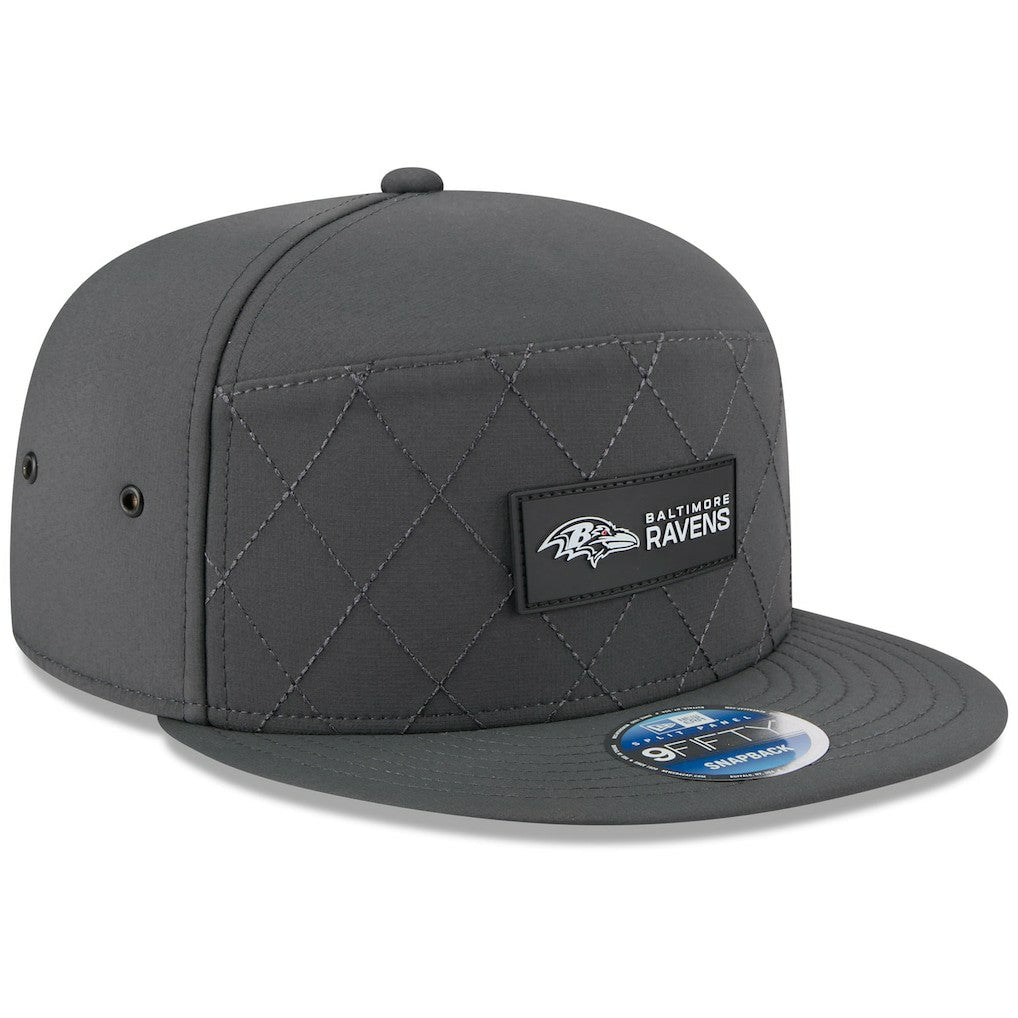 Baltimore Ravens New Era 2025 Sideline Cold Weather Split Panel 9FIFTY Snapback Hat Charcoal | NFL