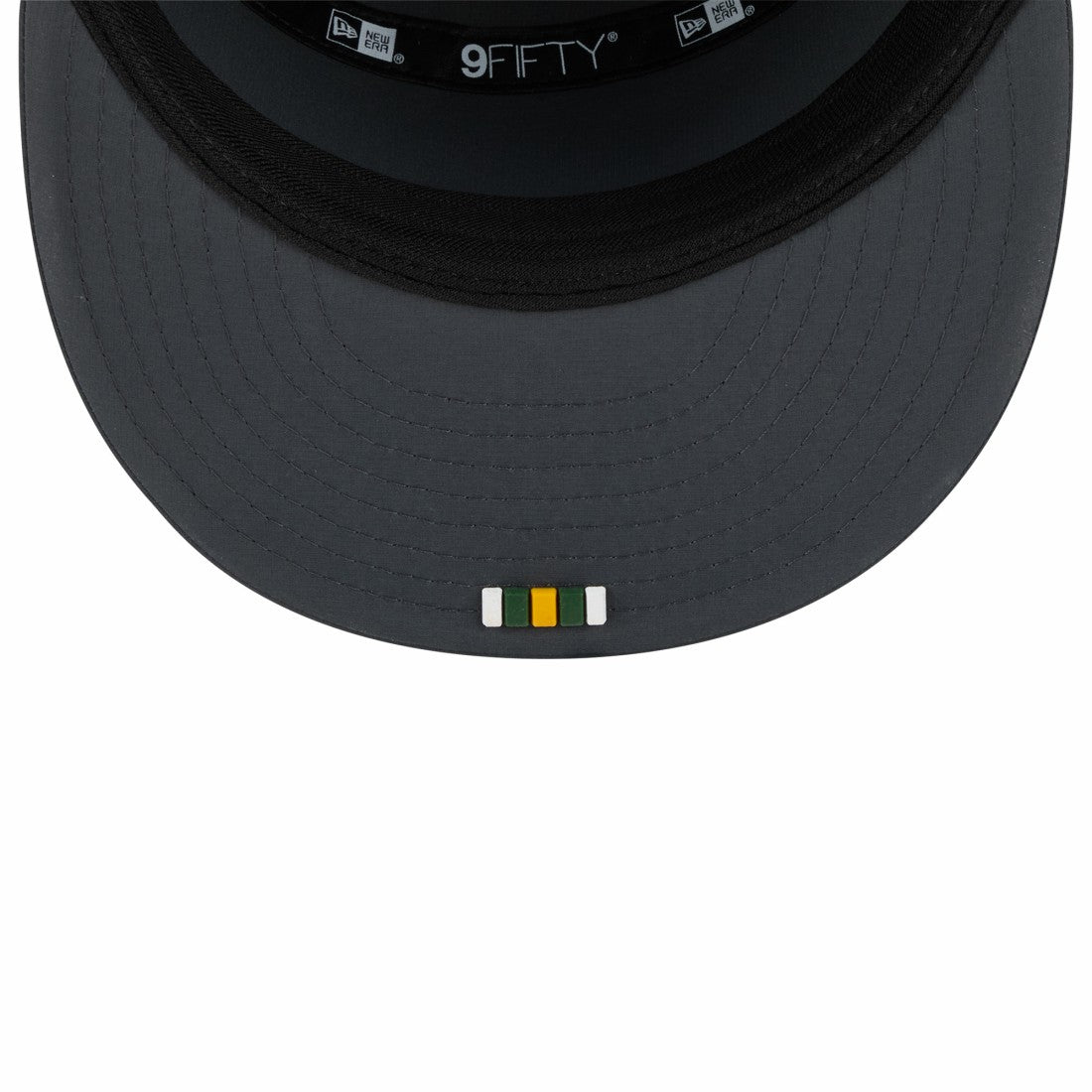Green Bay Packers New Era 2025 Sideline Cold Weather Split Panel 9FIFTY Snapback Hat Charcoal | NFL