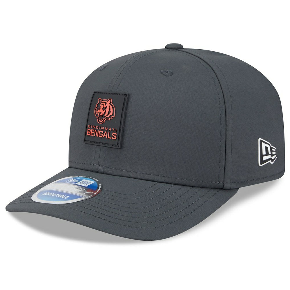 Cincinnati Bengals New Era 2025 Sideline Cold Weather 9SEVENTY Adjustable Hat Charcoal | NFL