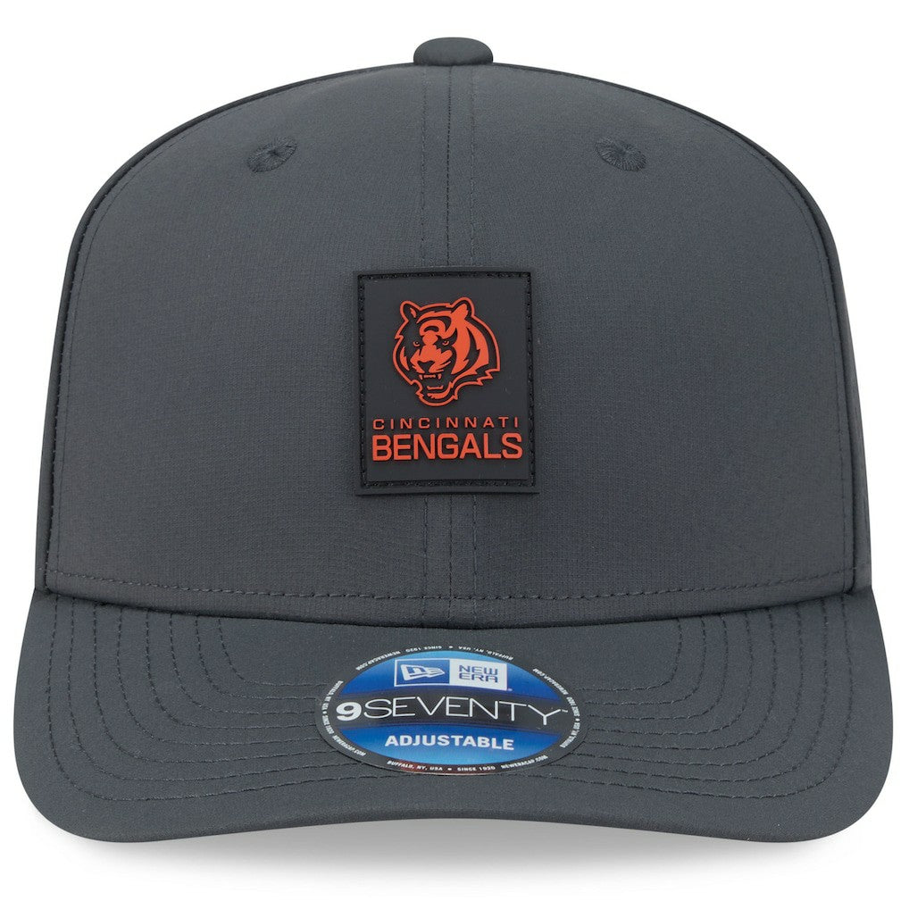 Cincinnati Bengals New Era 2025 Sideline Cold Weather 9SEVENTY Adjustable Hat Charcoal | NFL