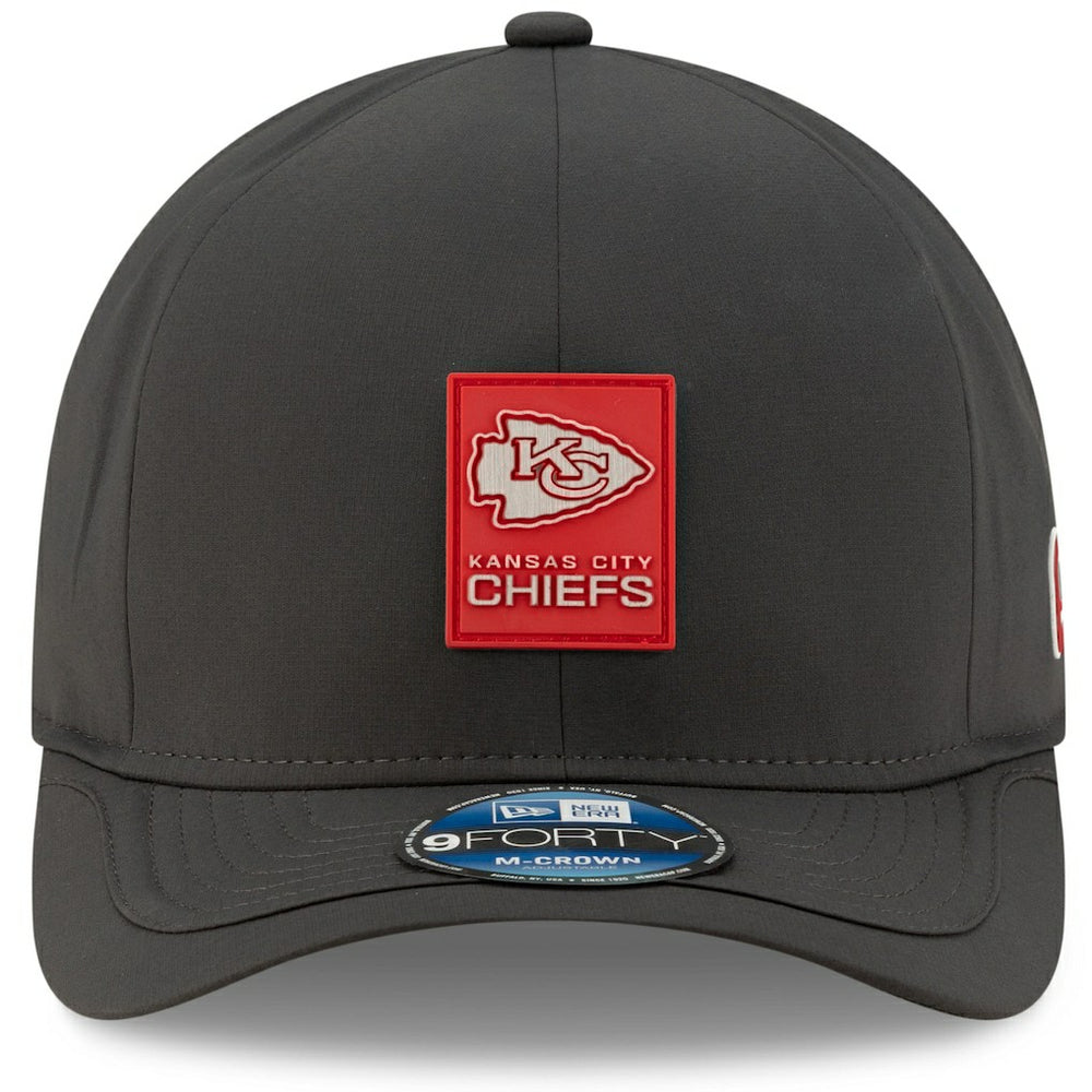 Kansas City Chiefs New Era 2025 Sideline Cold Weather 9FORTY M-Crown Adjustable Hat Charcoal | NFL
