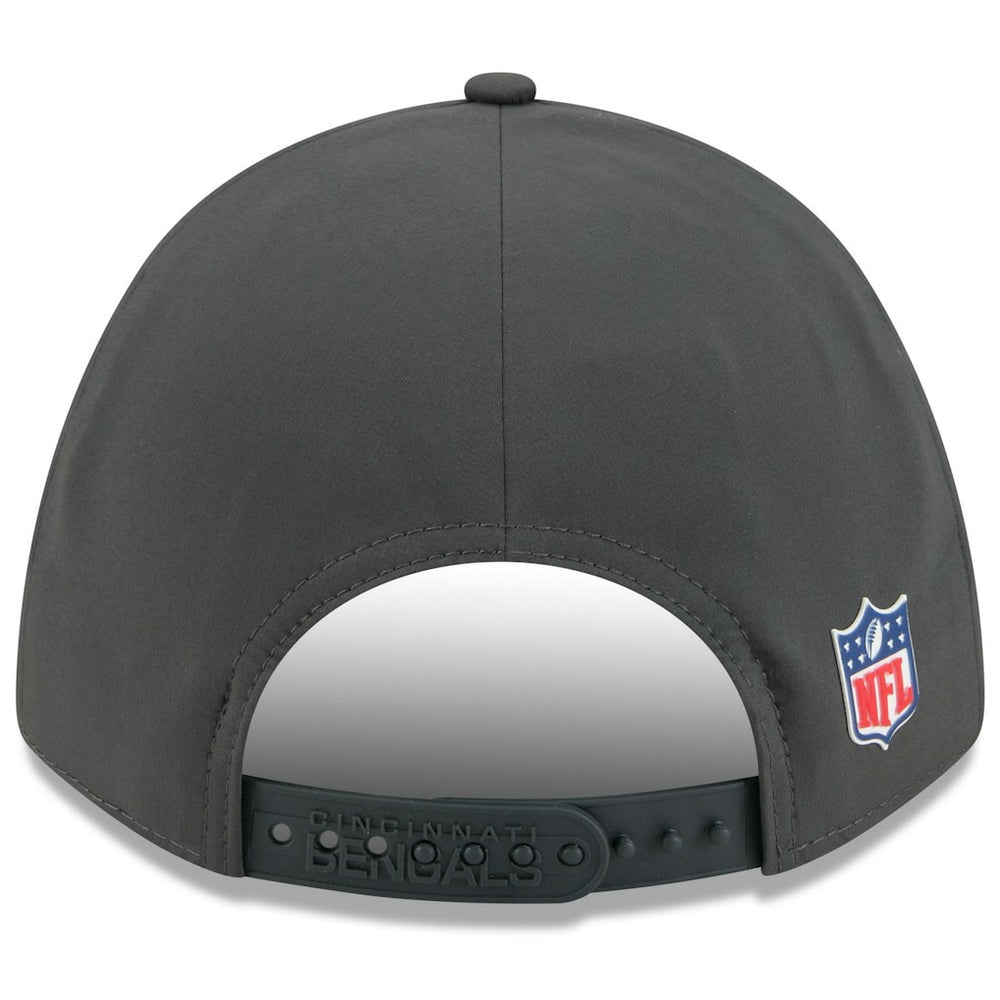 Cincinnati Bengals New Era 2025 Sideline Cold Weather 9FORTY M-Crown Adjustable Hat Charcoal | NFL