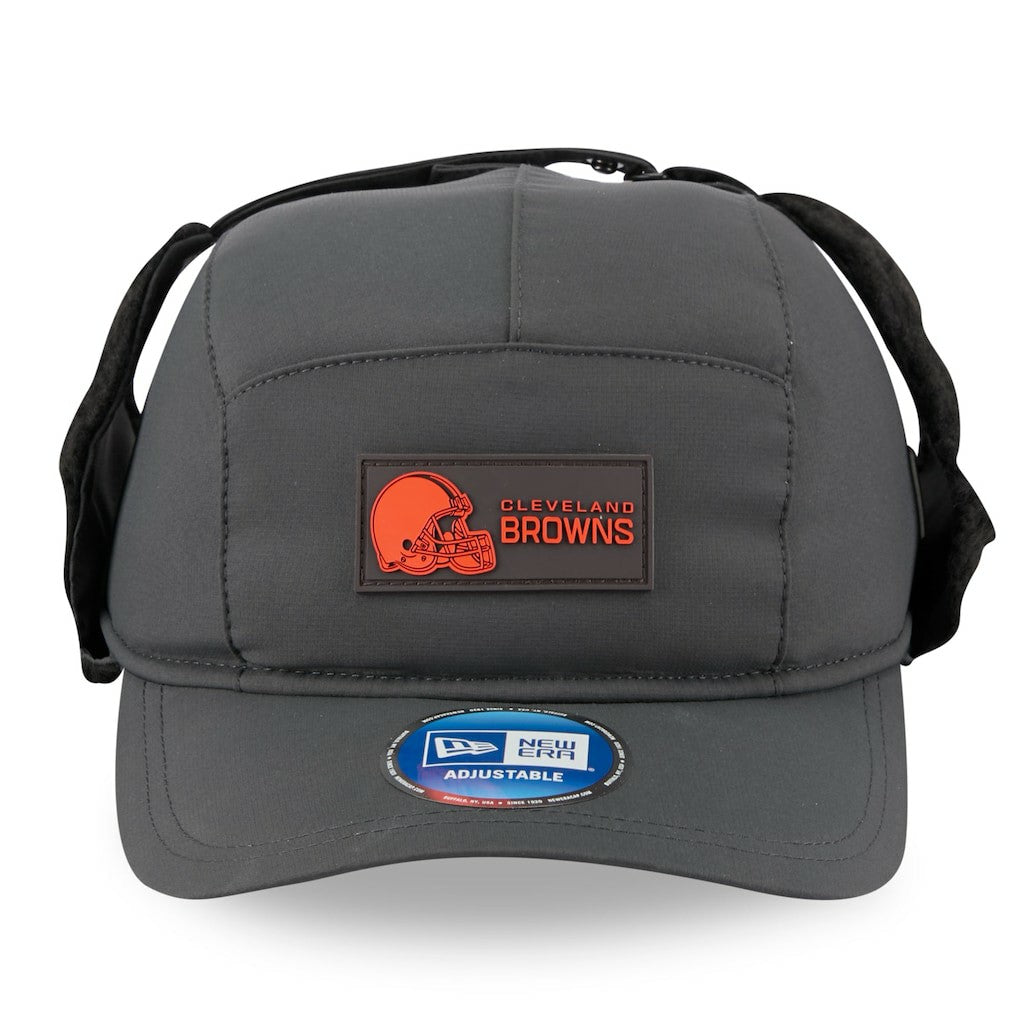 Cleveland Browns New Era 2025 Sideline Cold Weather Runner Dog Ear Adjustable Hat Charcoal | NFL
